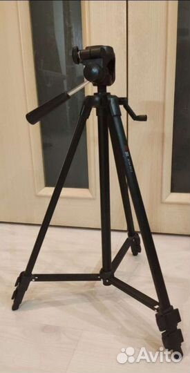 Штатив для фотоаппарата