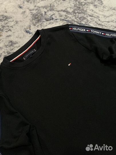 Свитшот tommy hilfiger
