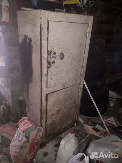 Сейф времён СССР