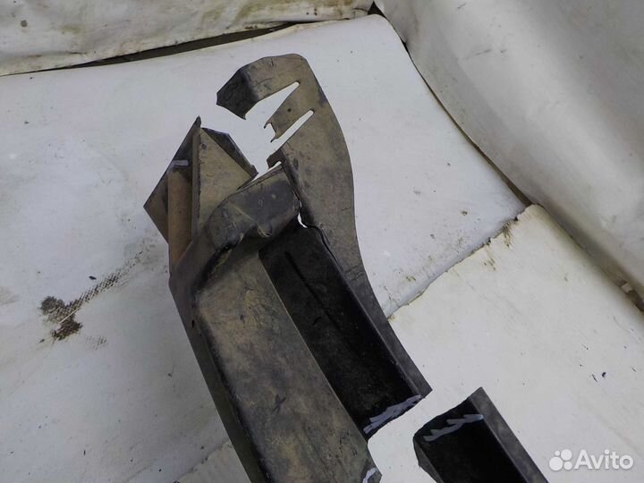 Абсорбер бампера toyota land cruiser 150 передний