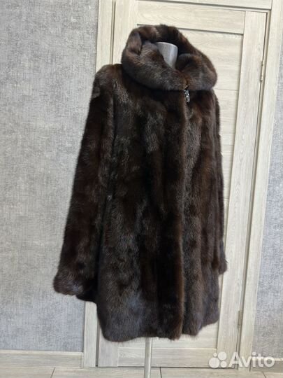 Продам цельную норковую шубу