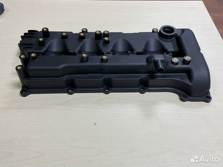 Клапанная крышка Mitsubishi 4N15