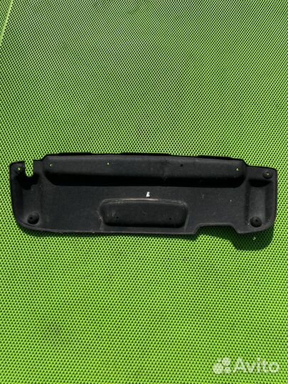 Обшивка крышки багажника лада веста