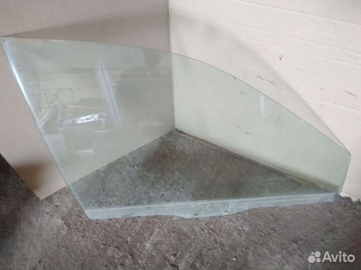 Митсубиси рвр стекло переднее правое