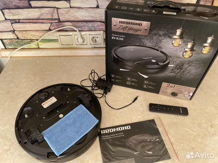 Робот пылесос Redmond rv-r290
