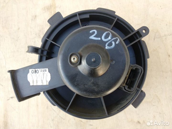 Моторчик печки Пежо 206