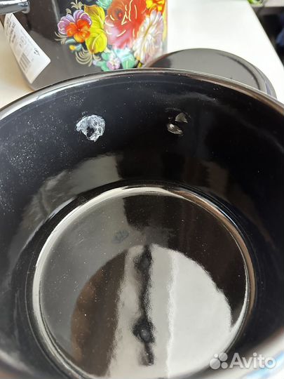 Набор эмалированных кастрюль новый