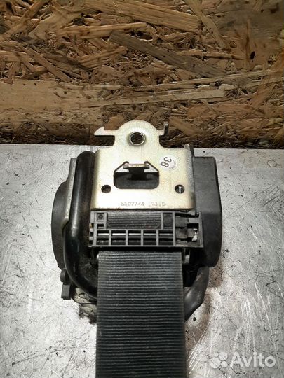 Ремень безопасности перед правый Nissan Qashqai I