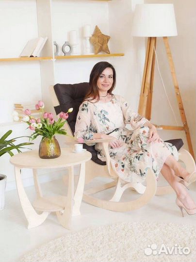 Деревянный стол дачный