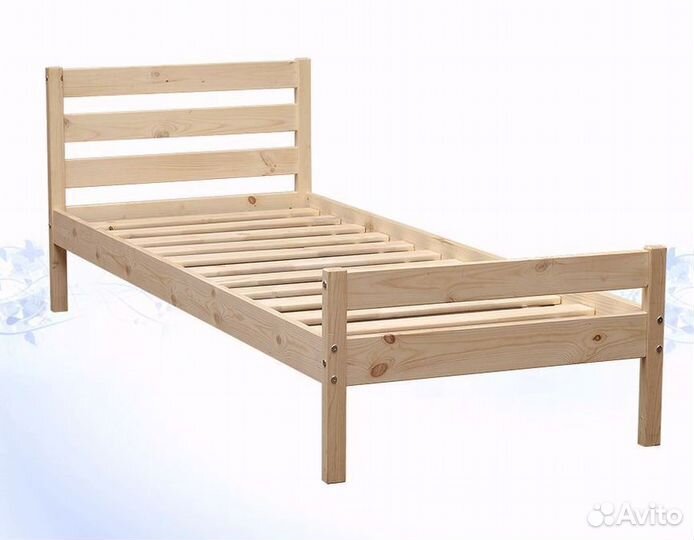 Кровать из массива