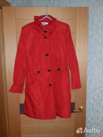 Плащ женский 52р