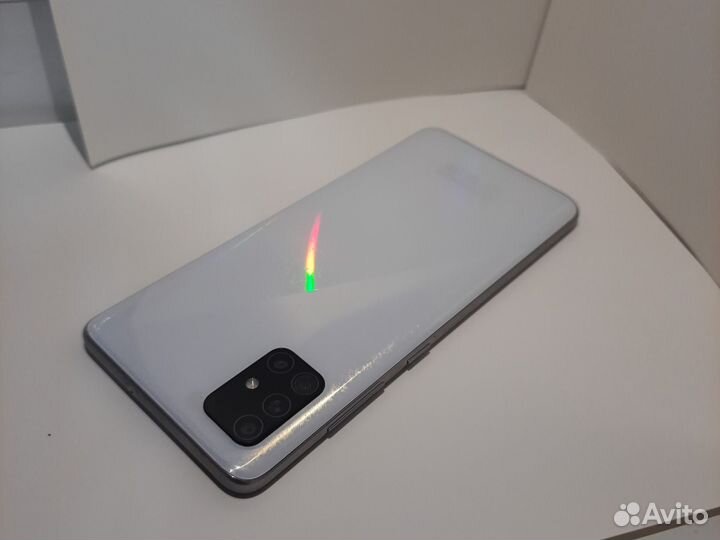 Samsung Galaxy A51, 4/64 ГБ