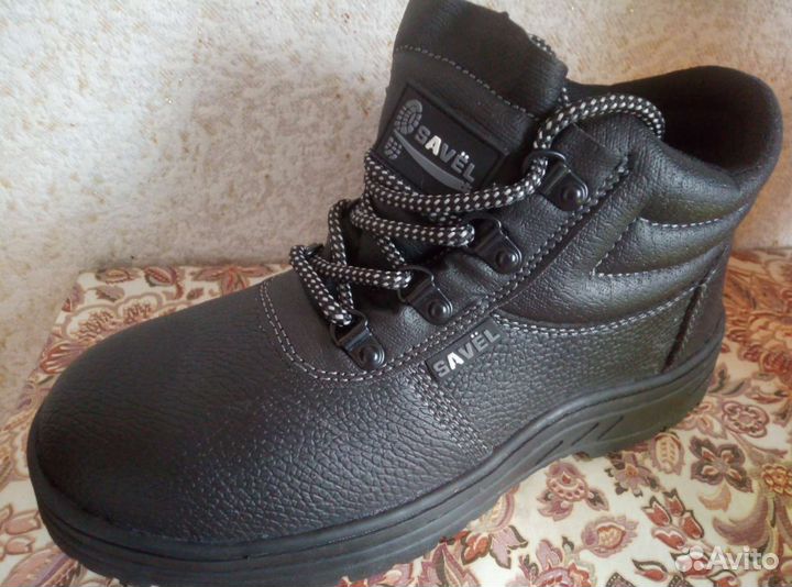 Рабочие ботинки 39 новые