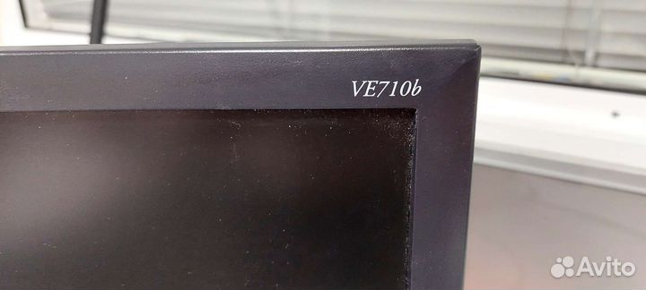 Монитор на запчасти