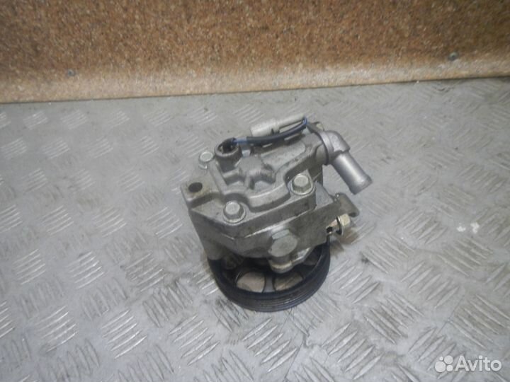 Б/У Б/У Насос гидроусилителя, Subaru