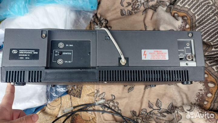 Видеомагнитофон вм-12