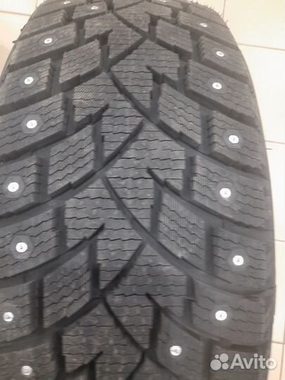 Landsail Ice Star IS37 235/65 R17 108T