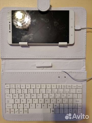 Клавиатура-чехол для телефона или планшета