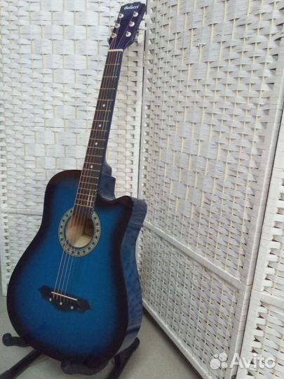 Гитара акустическая