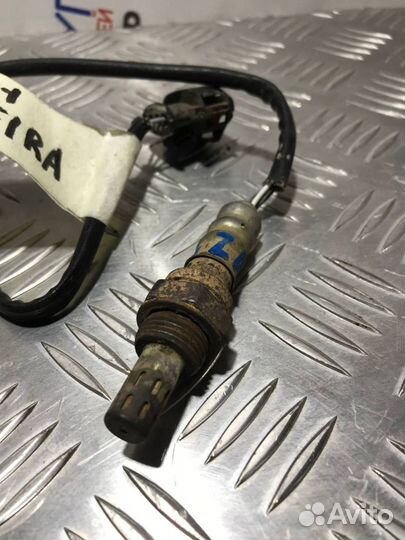 Датчик кислорода Opel Zafira B