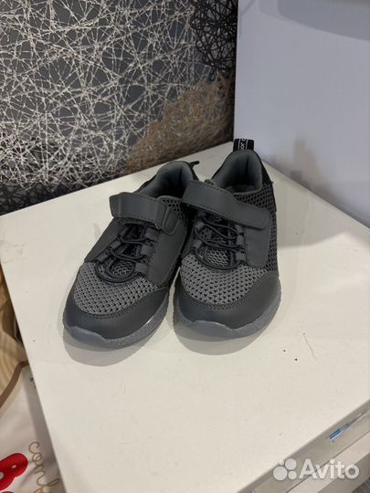 Кроссовки детские 30 размер