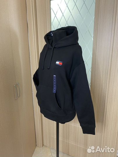 Tommy jeans толстовка M оригинал женская