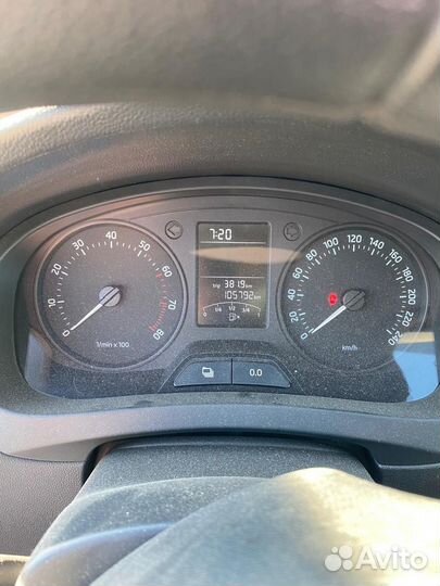 Skoda Rapid 1.2 МТ, 2015, 105 000 км