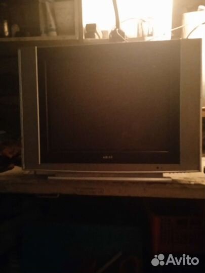 Телевизор на запчасти