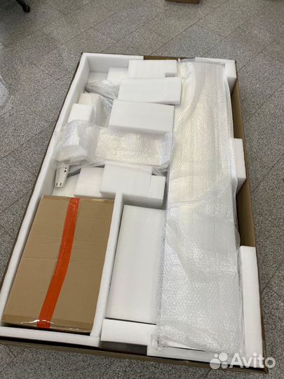 Кронштейн для 4 телевизоров