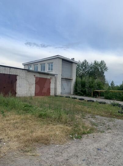 Гараж, > 30 м²