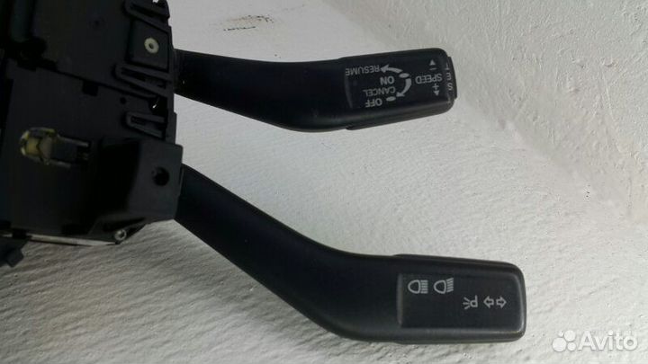 Блок подрулевых переключателей Volkswagen Passat