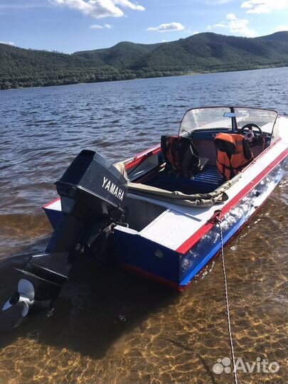 Продам лодку Прогресс 2 с мотором Yamaha 50