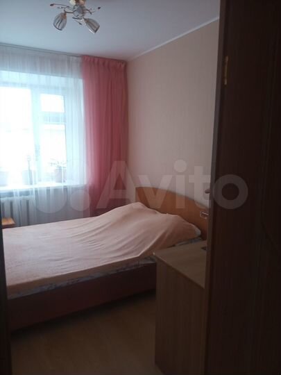 3-к. квартира, 58 м², 2/5 эт.