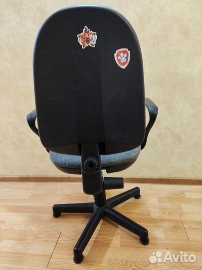 Компьютерное кресло