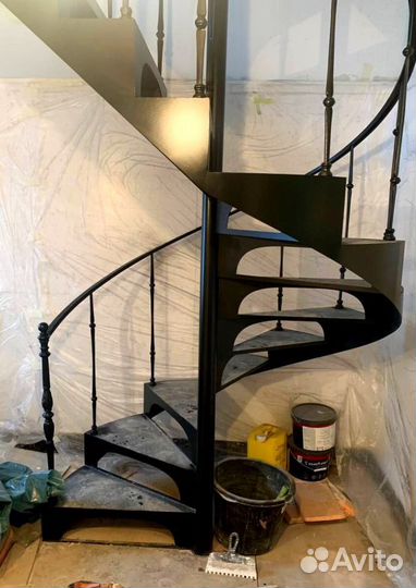 Лестницы г-образные