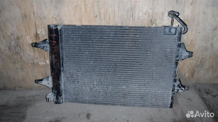 Радиатор кондиционера (конденсер) Skoda Fabia II