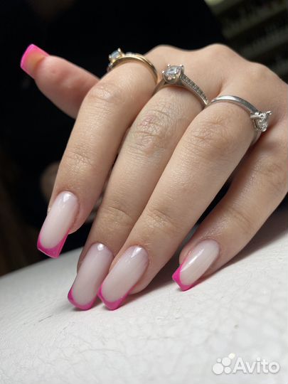 Мастер маникюра