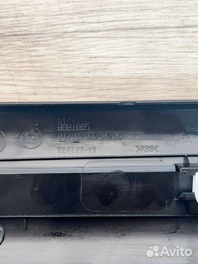 Накладка внутренняя на порог передняя левая BMW 3