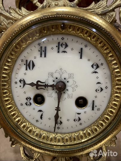 Старинные каминные часы бронза с подсвечниками