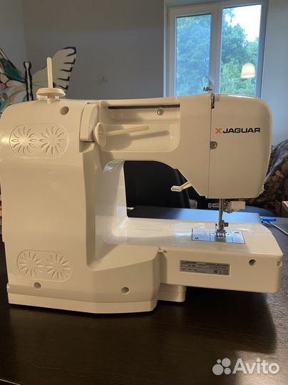 Швейная машина Jaguar