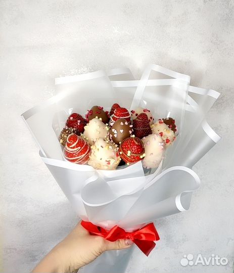 Букет из клубники в шоколаде. Съедобный букет