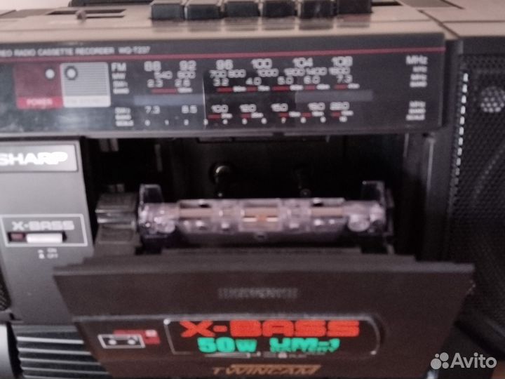 Кассетный магнитофон sharp