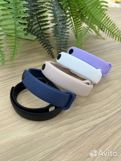 Ремешок силиконовый на Mi Band 7/8