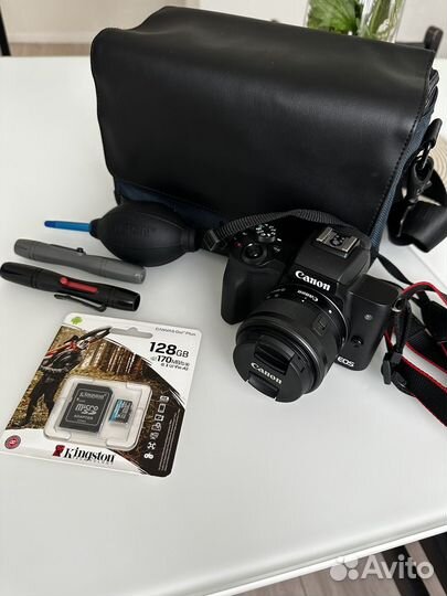 Фотоаппарат системный Canon EOS M50 Mark II