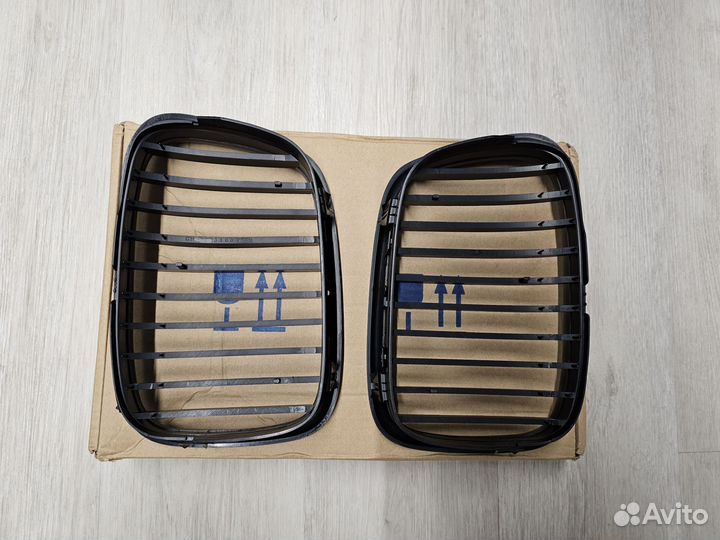 Чёрные матовые ноздри BMW E39 новые