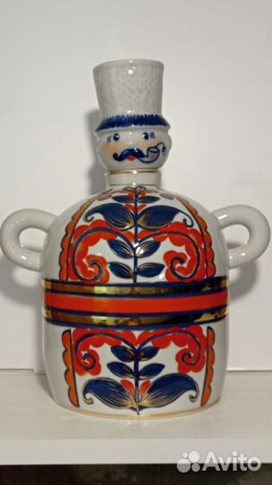Штоф, фарфор Корстень, 1960г казак