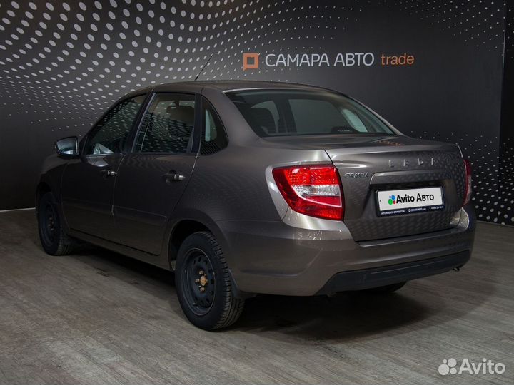 LADA Granta 1.6 МТ, 2020, 41 000 км