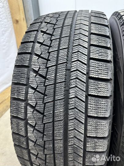 Bridgestone Blizzak VRX 255/40 R18 95Q