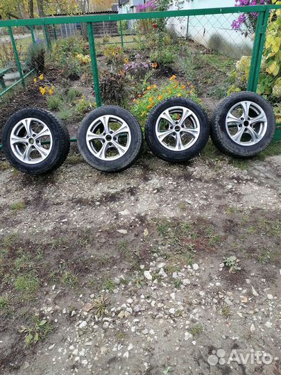 Michelin X-Ice North 3 19.5/65 R15