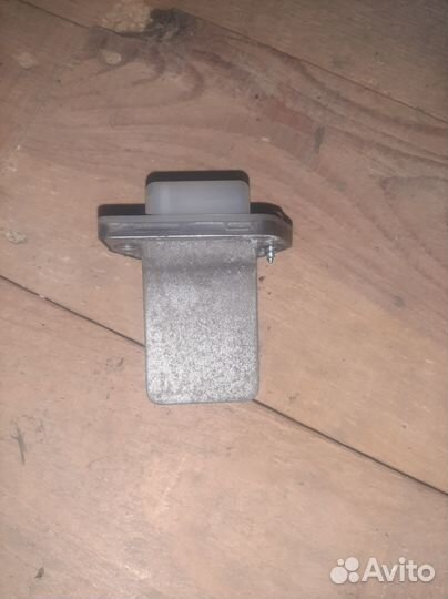 Резистор отопителя печки на issan Primera P 11